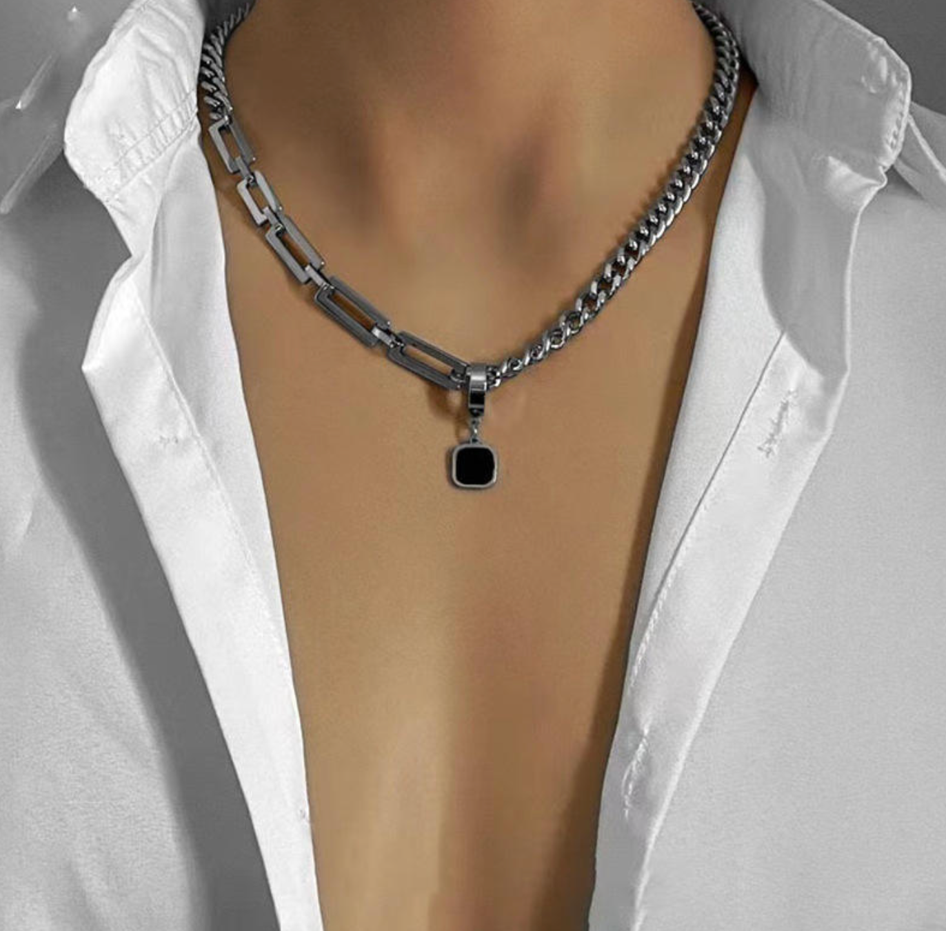 Men's Stainless Steel Clavicle Chain – Sleek Minimalist Necklace